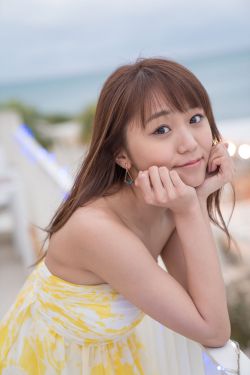 美谷朱里